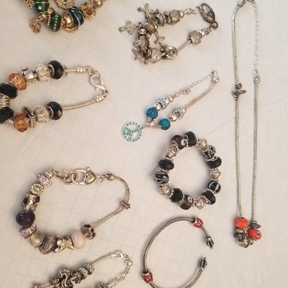 Jewelry *necklace *bracelets *charms